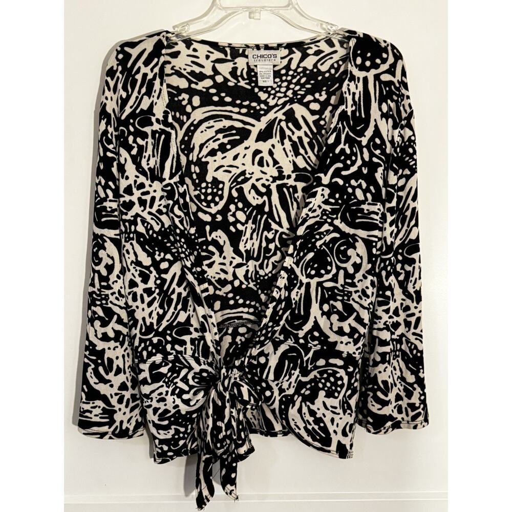 Chico’s Travelers black and Beige abstract print tie front Top, sz 1 Travel Work